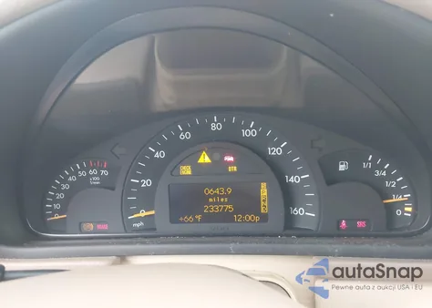 2002 Mercedes-Benz C 320 z USA, uszkodzony, nr VIN WDBRH64J32F166789